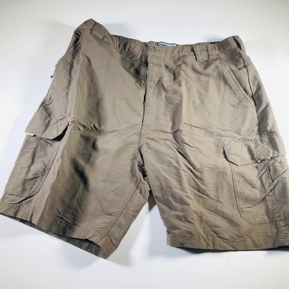 Wrangler Performance Hybrid Mens 42 Brown Shorts